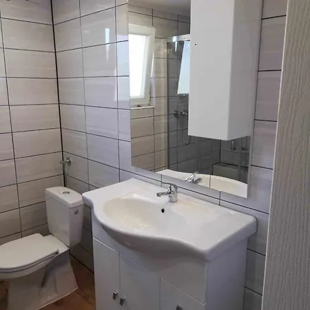 Apartmens Kika Apartamento *